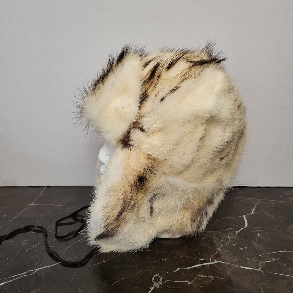 Real Fur - Picture 11 of 15